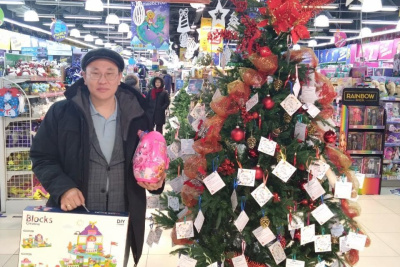 В Якутии продолжается благотворительная акция «Елка добра» / ЯСИА   Республика Саха (Якутия)