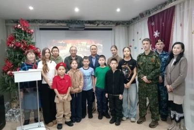 Ветераны СВО в Вилюйске встретились с детьми из центра помощи семье / ЯСИА   