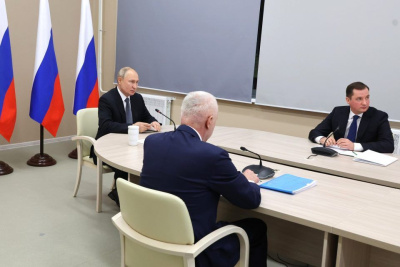 Глава Якутии доложил президенту России о перспективах агломерации Тикси-Найба / ЯСИА   