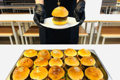 В школах Якутска начали готовить правильный фастфуд / ЯСИА Якутск Якутск Республика Саха (Якутия)