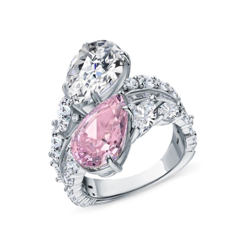 Серебряное кольцо с фианитами