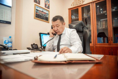 Дмитрий Садовников: «Якутия получает беспрецедентную поддержку в рамках президентских нацпроектов» / ЯСИА   