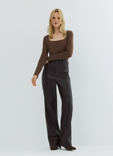 Лонгслив с квадратным вырезом, Коричневый