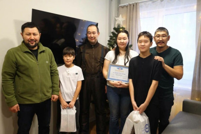 Глава Якутии ознакомился с условиями арендного жилья для специалистов / ЯСИА   