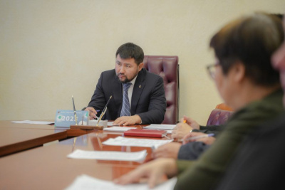 Евгений Григорьев поручил усилить профилактику наркомании среди молодежи в Якутске / ЯСИА Якутск Якутск Республика Саха (Якутия)