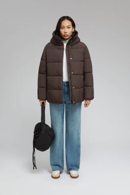 Стеганая куртка с капюшоном