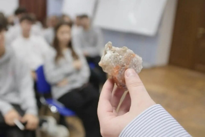 Ученики АЛРОСА-классов готовятся к алмазной карьере / ЯСИА   