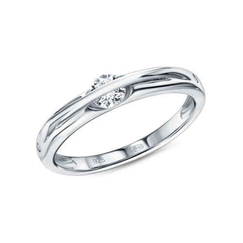 Серебряное кольцо с фианитами