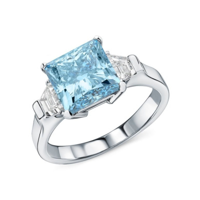 Золотое кольцо с бриллиантами выращенными