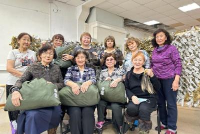 «Боевые шелкопряды Якутии» шьют амуницию для бойцов на СВО / Николай Борисов   