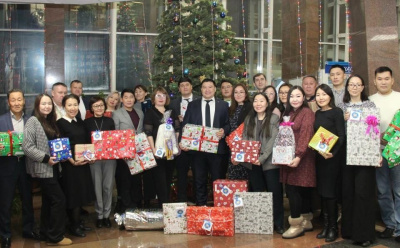 Подарки семьям и детям участников СВО доставит ГУП «ЖКХ РС(Я)» / ЯСИА   