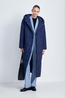 Стеганое утепленное пальто с поясом