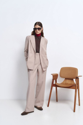 Брюки со стрелками