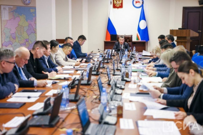 Дмитрий Садовников: «Якутия занимает лидирующую позицию по объему строительства жилья» / Мария Горохова   