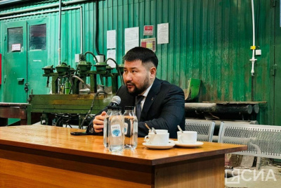 Евгений Григорьев рассказал, как воспитывает своих детей и на каком языке разговаривает с ними дома / Мария Архипова   