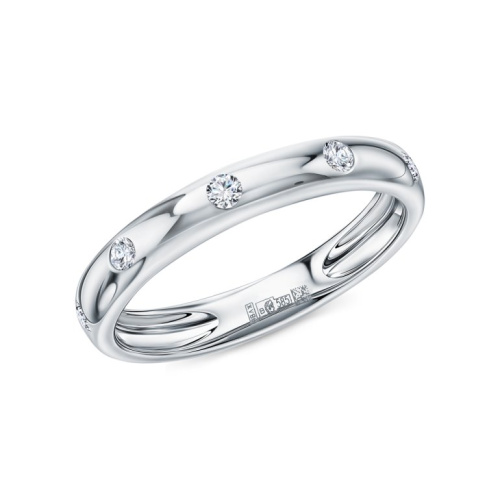 Золотое кольцо с бриллиантами выращенными