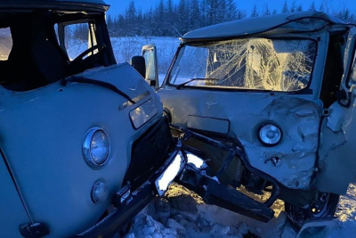 В ДТП с двумя микроавтобусами УАЗ в Верхоянском районе пострадали четыре человека / ЯСИА   