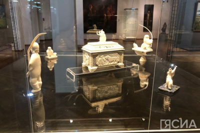 Национальный художественный музей презентовал выставку художника-костореза Михаила Слепцова / Мария Горохова Якутск Якутск Республика Саха (Якутия)