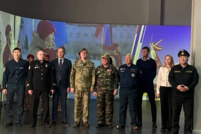 Ветеран СВО принял участие в посвящении юнармейцев / ЯСИА   