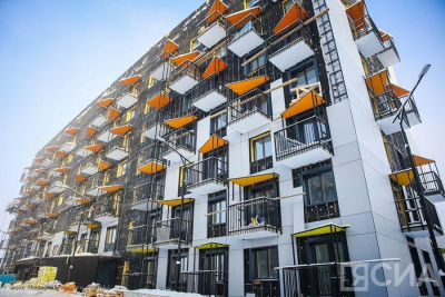 В Якутии по итогам 2023 года ожидается ввод 650 тысяч кв. м жилья / Дьулустаан Сергеев   Республика Саха (Якутия)