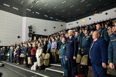 В Якутии отметили 35-летие МЧС России / ЯСИА   