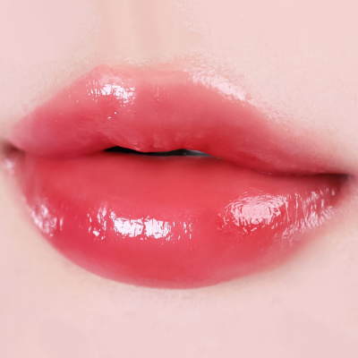 Глянцевый оттеночный бальзам для губ Tocobo Glow&Glass Tinted Lip Balm 015 Candy Apple