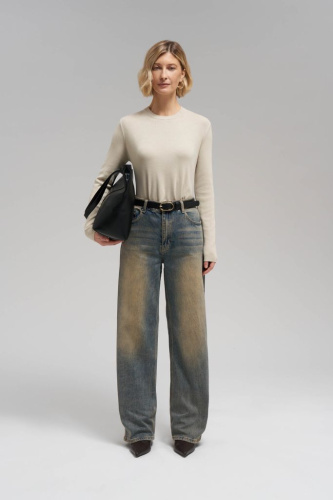 Легкий базовый джемпер прямого кроя