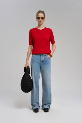 Легкий джемпер прямого кроя с коротким рукавом