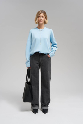 Легкий базовый джемпер свободного кроя