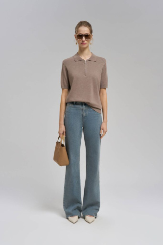 Легкий джемпер-поло полуприлегающего кроя