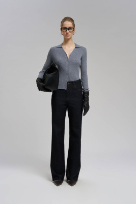 Легкий кардиган приталенного кроя с шерстью