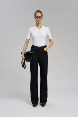 Легкий джемпер-поло приталенного кроя