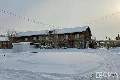 Полностью ликвидировать аварийное жилье в Якутске должны к 2030 году / Мария Горохова Якутск Якутск Республика Саха (Якутия)