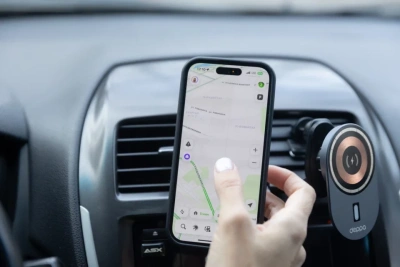 Какие гаджеты нельзя оставлять в машине зимой / ЯСИА   