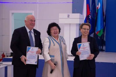 Галина Данчикова: «Только неравнодушные люди могут работать в общественной приемной партии» / ЯСИА   