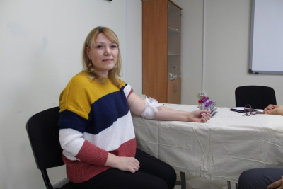 Сотрудники авиакомпании «Якутия» сдали более 30 литров крови в рамках донорской акции / ЯСИА   