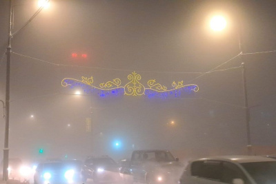 Фотофакт: на проспекте Ленина Якутска появились новогодние световые украшения / ЯСИА Якутск Якутск Республика Саха (Якутия)