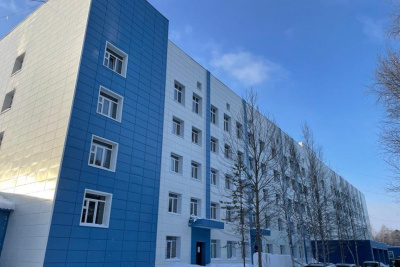 Глава Якутии проверил ход ремонтных работ в Нерюнгринской центральной больнице / ЯСИА  Нерюнгринский Республика Саха (Якутия)