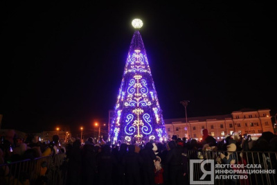 В Якутске в новогоднюю ночь автобус № 100 будет бесплатно перевозить пассажиров / ЯСИА Якутск Якутск Республика Саха (Якутия)
