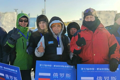 Якутские мастера участвуют в конкурсе ледовых скульптур в Харбине / ЯСИА   