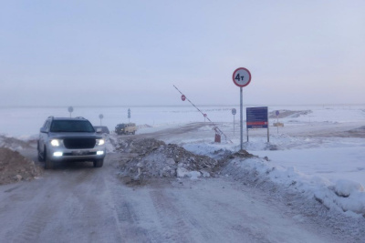 Досрочно открылось движение по ледовой переправе Якутск - Нижний Бестях / ЯСИА   