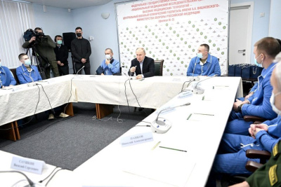 Владимир Путин встретился с военными в госпитале Вишневского / ЯСИА   