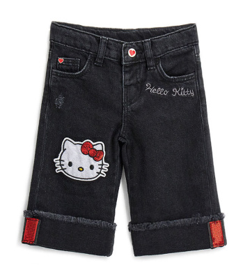 Джинсы для маленькой девочки