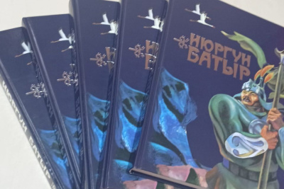 Олонхо «Ньургун Боотур Стремительный» перевели на башкирский язык  / ЯСИА   