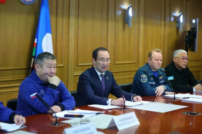 Глава Якутии провёл заседание КЧС по вопросам отопительного периода и пожарной безопасности / ЯСИА   