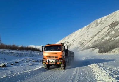 В Якутии по автозимникам доставлено свыше 65 тысяч тонн жизнеобеспечивающих грузов / ЯСИА   
