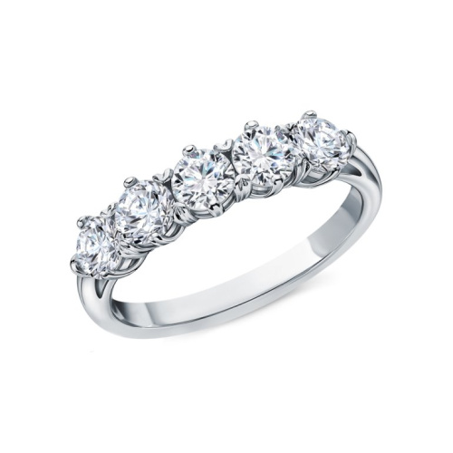 Серебряное кольцо с муассанитами