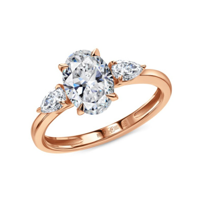 Золотое кольцо с бриллиантами выращенными