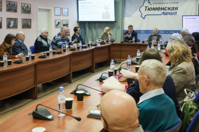 Зампред СЖР подвел итоги года вместе с тюменскими журналистами /    