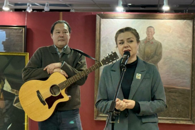 В Якутии отметили первый общероссийский День артиста / Мария Горохова   